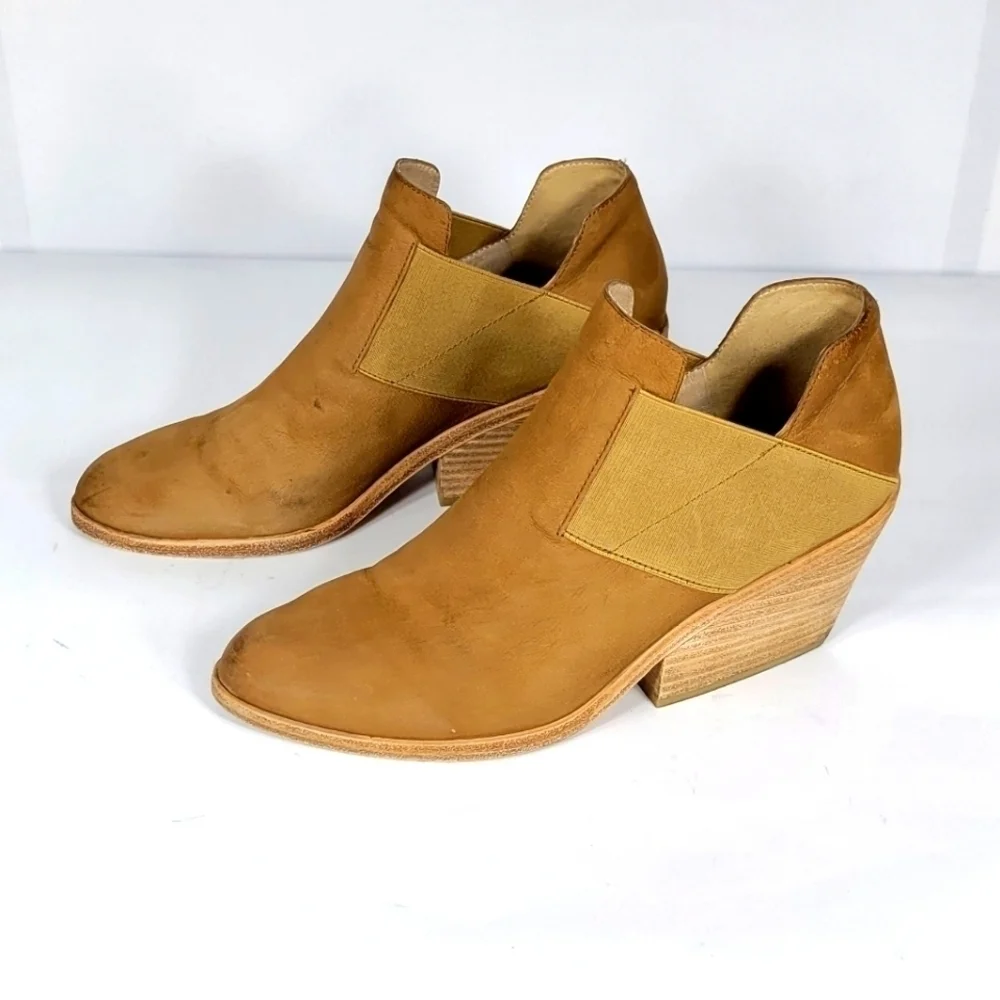 Eileen Fisher Leather Boots #657 Size 9